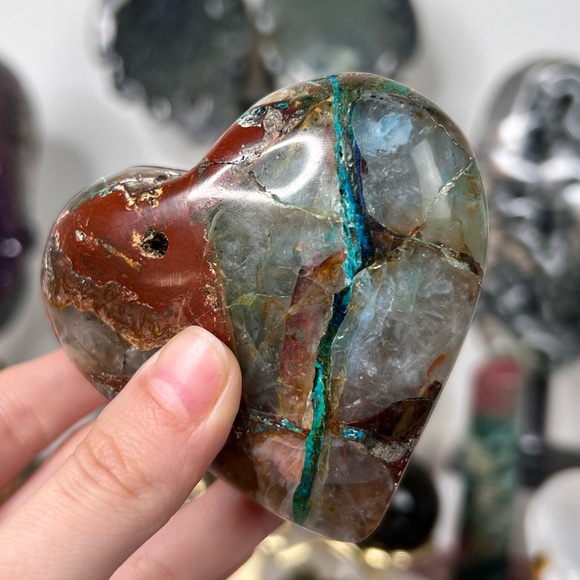 Rainbow Chrysocolla Heart 🌈🤍🌈  RCH1 - Picture 5 of 5
